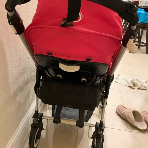 Hot pink bugaboo bee stroller - Picture 3 of 4